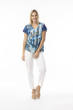 Load image into Gallery viewer, Orientique Tower Blue printed organic cotton T-shirt with V-neck and short sleeves, contemporary casual style.