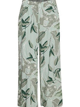 Load image into Gallery viewer, BYoung Joella Loose Fit Woven Printed Crop Trouser - Boutique on the Green