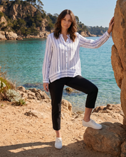 Load image into Gallery viewer, Foil Signature Fuss Free Plain Capri 7/8 Stretch Trousers - Black - Boutique on the Green