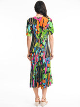 Load image into Gallery viewer, Orientique Nicossia Print Crinkle Short Sleeve Godet Midi Dress - Boutique on the Green