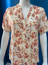 Load image into Gallery viewer, BYoung Joella Printed Mandarin Collar Open Front Short Sleeve Tunic Blouse - Boutique on the Green