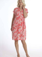 Load image into Gallery viewer, Pomodoro Calypso Crepe Short Sleeve Shirt Dress - Boutique on the Green