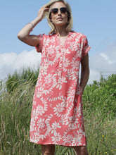 Load image into Gallery viewer, Pomodoro Calypso Crepe Short Sleeve Shirt Dress - Boutique on the Green