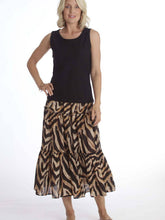 Load image into Gallery viewer, Pomodoro Animal Print Cotton Tiered Skirt - Boutique on the Green