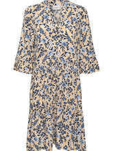 Load image into Gallery viewer, Saint Tropez Eda Creme Backyard Floral Elbow Fluted Sleeve Tiered Printed Dress - Boutique on the Green