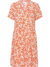 Load image into Gallery viewer, Saint Tropez Eda Tigerlily Floral Short Sleeve Tiered Printed Dress - Boutique on the Green