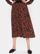 Load image into Gallery viewer, Saint Tropez Inka Printed Full Length Elasticated Waisted Skirt - Boutique on the Green
