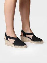 Load image into Gallery viewer, Toni Pons Ter Vegan Closed Toe Linen Wedge Espadrille - Boutique on the Green