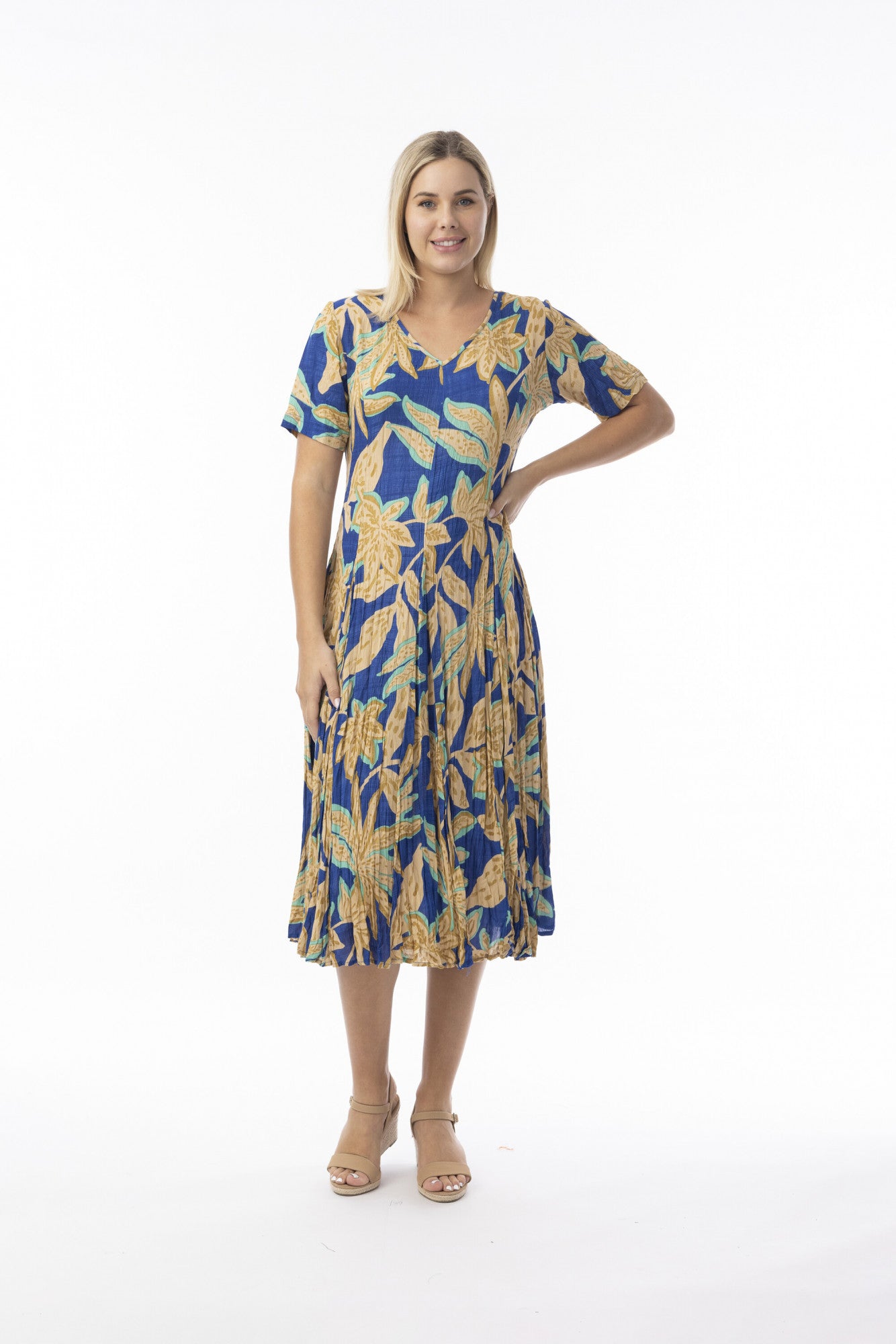 Orientique Playa Brava print crinkle short sleeve godet midi dress (Sol de Playa)