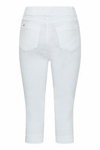 Load image into Gallery viewer, BYoung Dixi Stretch Capri Trouser - Boutique on the Green 
