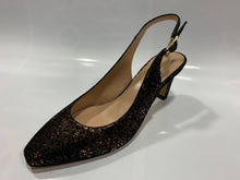 Load image into Gallery viewer, Leather gold &amp; black low heel slingback shoe - Boutique on the Green 
