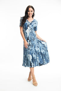 Orientique Agios Blue Palm Print Crinkled Short Sleeve Godet Midi Dress - Boutique on the Green 