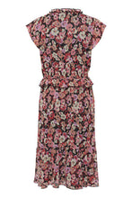 Load image into Gallery viewer, Saint Tropez Line Poppy Print Ruffle V-Neck With Shirring
