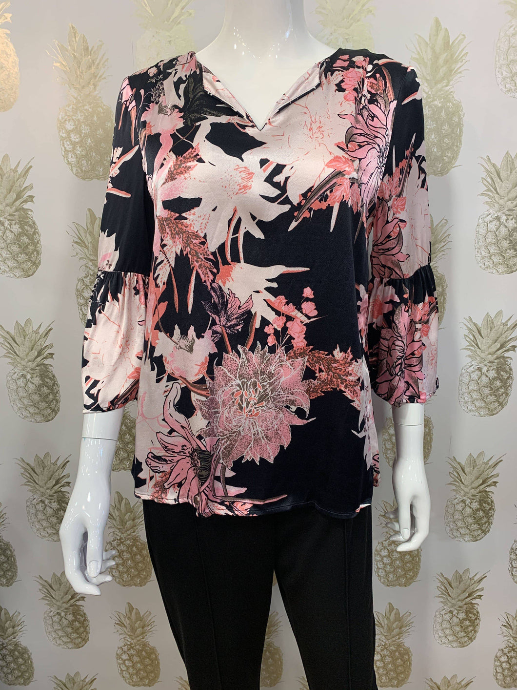 Black & floral print slinky loose blouse with open neckline with fluted 3/4 sleeve