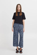 Load image into Gallery viewer, BYoung Joella Printed Elasticated Wide Leg Crop Woven Trouser
