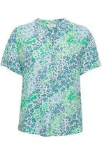 Load image into Gallery viewer, BYoung Joella Printed Mandarin Collar Open Front Short Sleeve Tunic Blouse - Boutique on the Green 
