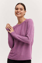 Load image into Gallery viewer, BYoung Malea Soft Fine Knit Jumper With Side Splits
