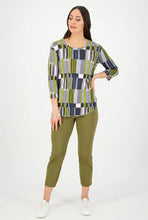 Load image into Gallery viewer, Foil&#39;s Signature 7/8 Plain Coloured Pull On Trouser - Boutique on the Green 
