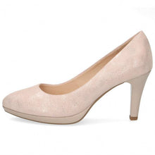 Load image into Gallery viewer, Leather shimmer rose gold heeled platform court shoe
