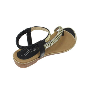 Sandały z kamieniami szlachetnymi Lunar Shoes Asia Toe Loop