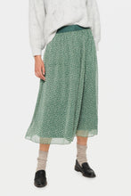 Load image into Gallery viewer, Saint Tropez ToralSZ Chiffon Printed Midi Skirt - Boutique on the Green 

