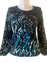 Load image into Gallery viewer, Orientique Jacopo Round Neck Printed Jersey 3/4 Sleeve Top With Embroidery
