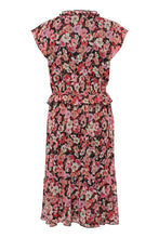 Load image into Gallery viewer, Saint Tropez Line Poppy Print Ruffle V-Neck With Shirring - Boutique on the Green
