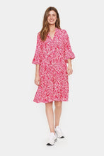 Load image into Gallery viewer, Saint Tropez Eda Elbow Fluted Sleeve Tiered Printed Dress - Boutique on the Green
