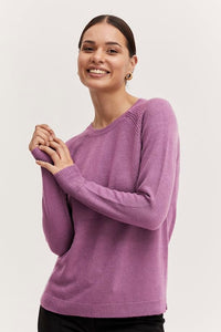 BYoung Malea Soft Fine Knit Jumper With Side Splits - Boutique on the Green