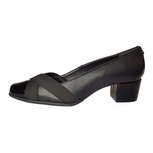 Leather Classic Low Heeled Court Shoe - Boutique on the Green